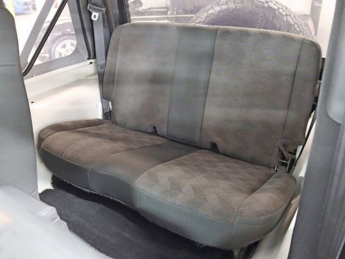 Used 2004 Jeep Wrangler 4WD w/ 30" Tire & Wheel Group image 23