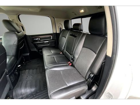 Used 2015 RAM 3500 Laramie AWD/4WD image 34