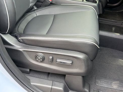 New 2026 Honda Odyssey Touring image 12