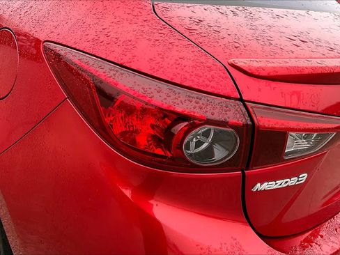 Used 2015 MAZDA MAZDA3 s Grand Touring w/ Technology Package image 29