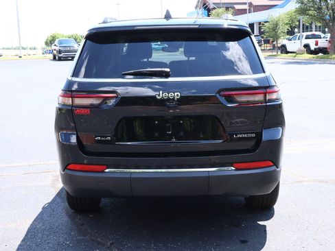 Used 2023 Jeep Grand Cherokee L Laredo AWD/4WD image 30