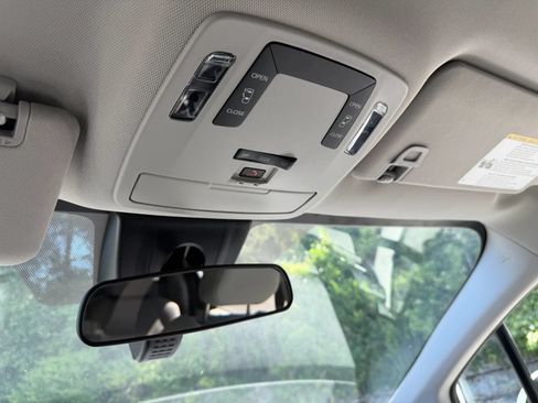 Used 2022 Toyota Sienna LE AWD/4WD image 59