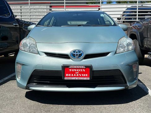 Used 2013 Toyota Prius Two FWD image 2