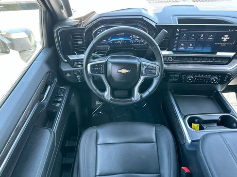 Used 2024 Chevrolet Silverado 2500 LTZ w/ LTZ Plus Package image 23