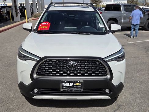 Used 2023 Toyota Corolla Cross XLE w/ Convenience Package image 8