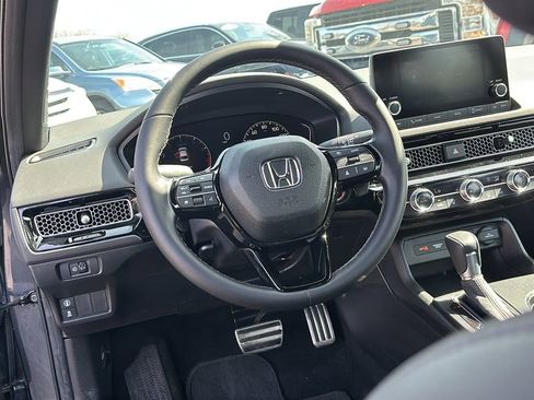 Used 2024 Honda Civic Sport image 13