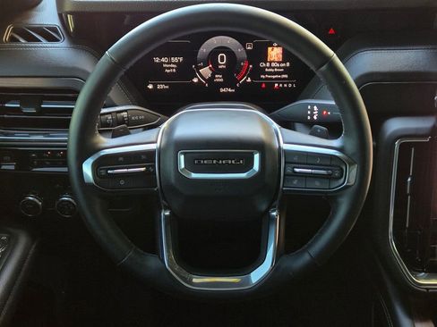 Used 2025 GMC Yukon Denali w/ Sun & Power Step Package RWD image 23