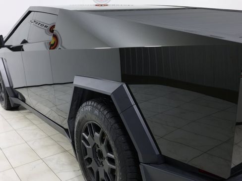 Used 2024 Tesla Cybertruck Cyberbeast image 34