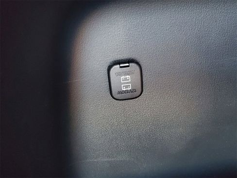 Used 2025 MAZDA CX-50 2.5 Hybrid w/ Weather Package image 13