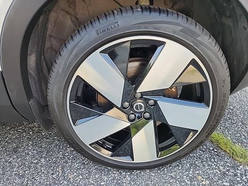 Certified 2024 Volvo XC40 Recharge Ultimate w/ Protection Package Premier AWD/4WD image 10