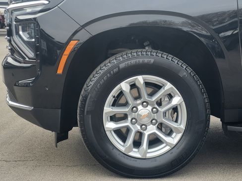 Used 2025 Chevrolet Tahoe LT image 9