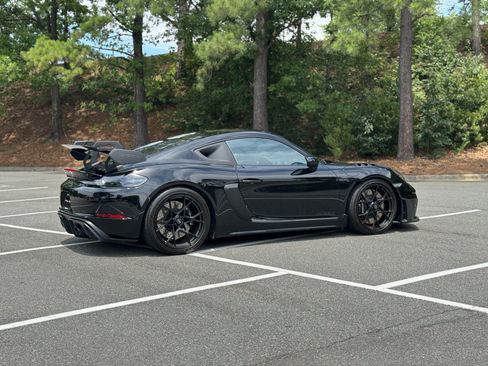Used 2025 Porsche 718 Cayman GT4 RS RWD image 13