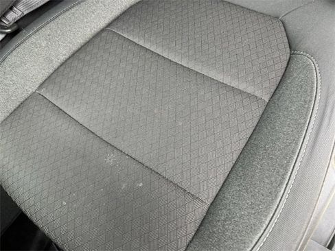 Used 2020 Chevrolet Silverado 1500 RST w/ Z71 Off-Road Package image 15