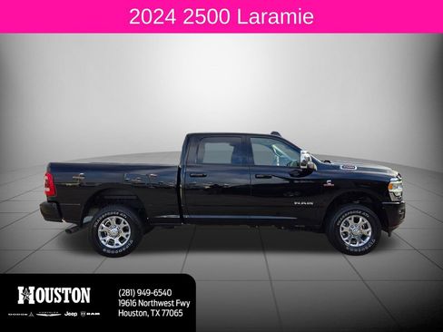 Used 2024 RAM 2500 Laramie image 2