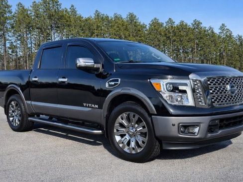 Used 2017 Nissan Titan Platinum Reserve image 1
