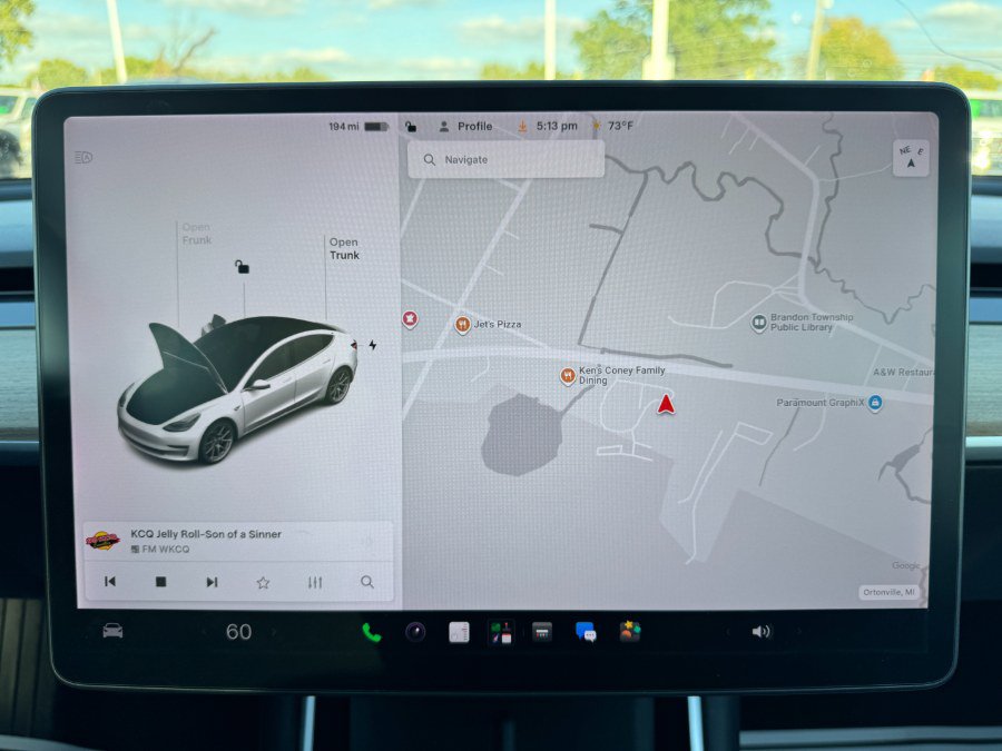 Used 2018 Tesla Model 3 Long Range RWD image 21