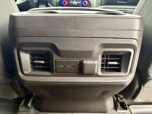 Used 2022 Chevrolet Silverado 2500 LT w/ Convenience Package image 23