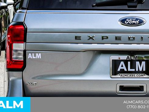 Used 2024 Ford Expedition XLT RWD image 13