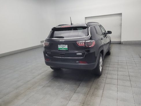 Used 2024 Jeep Compass Latitude AWD/4WD image 9