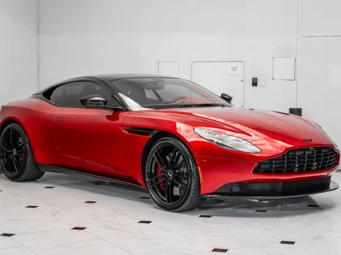 Used 2023 Aston Martin DB11 V8 Coupe image 1