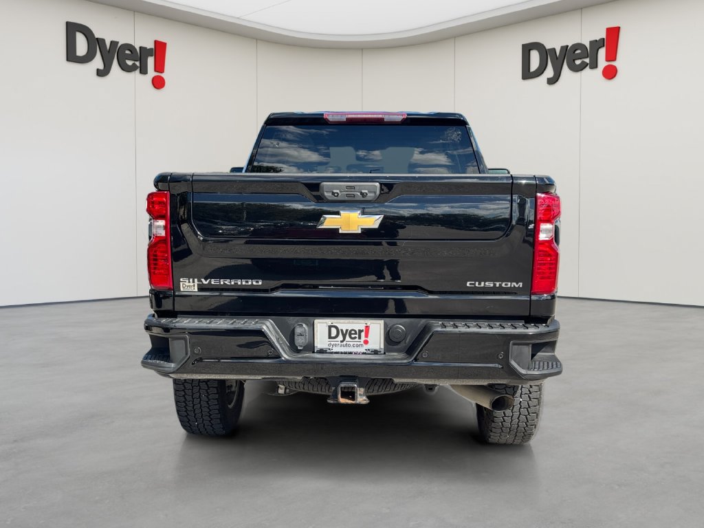 Certified 2024 Chevrolet Silverado 2500 Custom w/ Custom Value Package AWD/4WD image 4