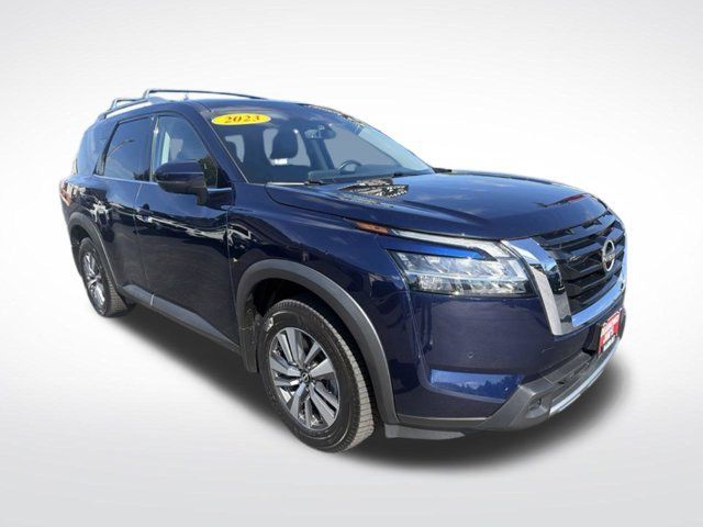 Used 2023 Nissan Pathfinder SL AWD/4WD image 7