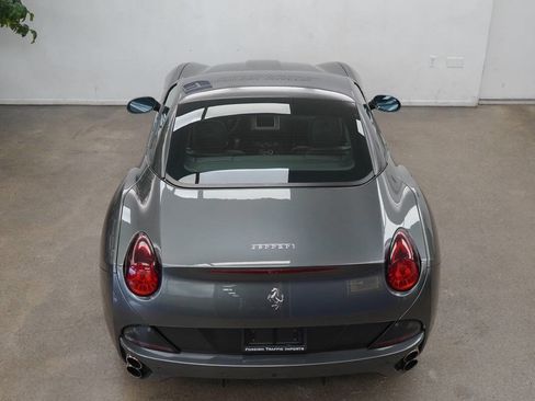 Used 2011 Ferrari California image 33