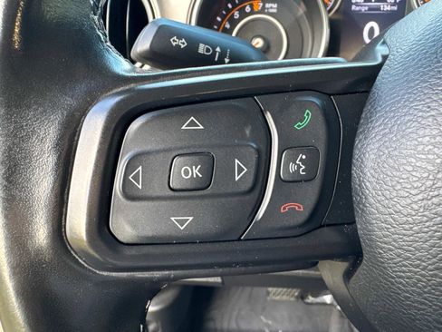 Certified 2022 Jeep Gladiator Sport image 32