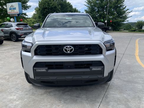 Used 2026 Toyota 4Runner TRD Off-Road AWD/4WD image 5