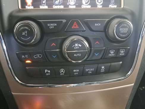 Used 2017 Jeep Grand Cherokee Limited image 22