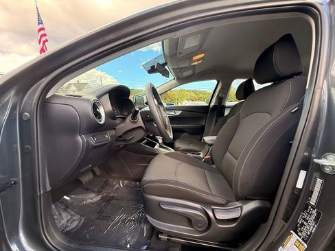 Used 2024 Kia Forte LXS image 22