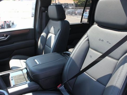 New 2025 GMC Yukon XL Denali w/ Sun & Power Step Package image 2