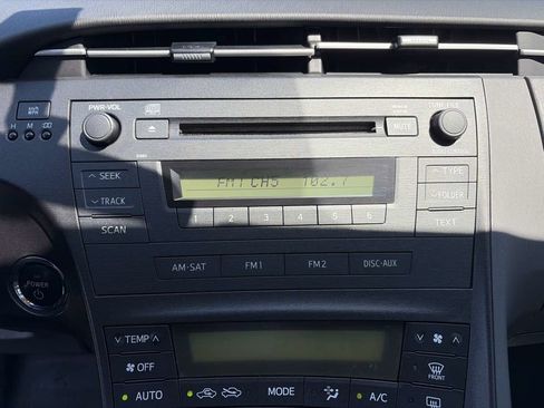 Used 2011 Toyota Prius Two FWD image 38