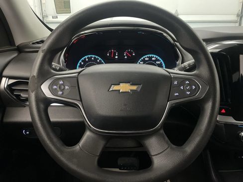 Used 2019 Chevrolet Traverse LS AWD/4WD image 3