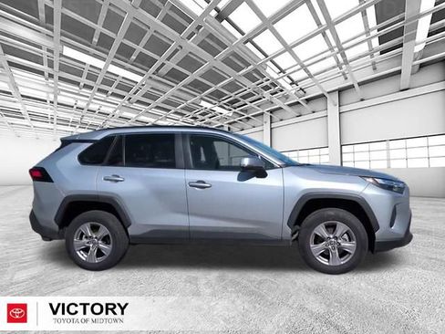 Used 2025 Toyota RAV4 XLE FWD image 2