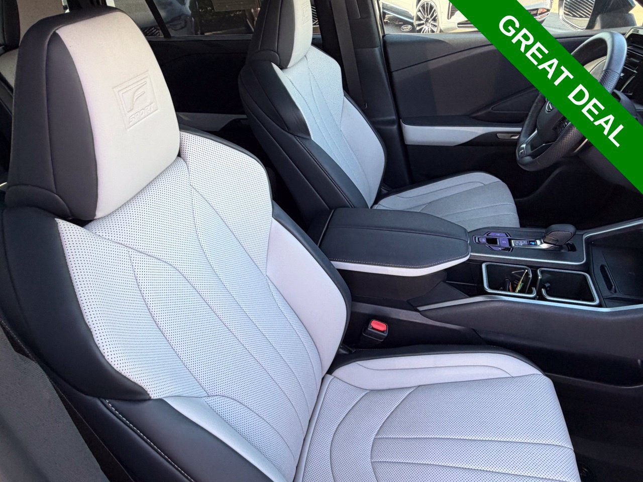 Used 2026 Lexus TX 500h AWD w/ Technology Package image 45