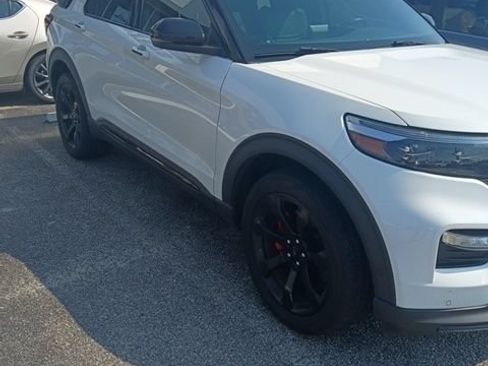 Used 2020 Ford Explorer ST w/ ST Street Pack AWD/4WD image 3