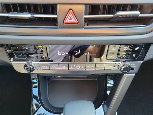 New 2026 Kia Seltos EX image 33