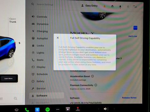 Used 2022 Tesla Model Y Long Range image 16