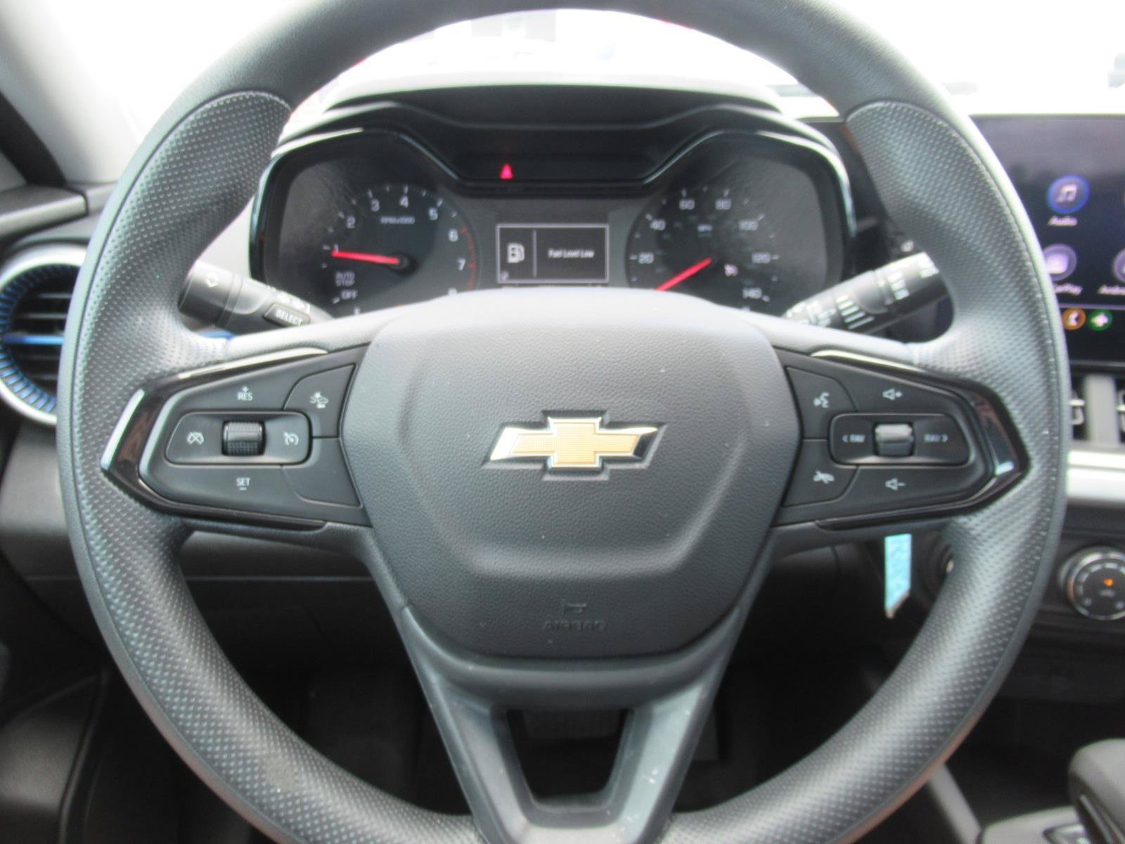 Certified 2024 Chevrolet Trax LS w/ LS Convenience Package FWD image 24