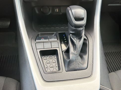 Certified 2023 Toyota RAV4 XLE w/ Convenience Package image 15