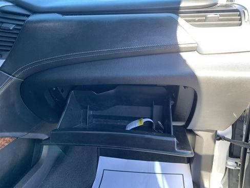 Used 2019 Chevrolet Tahoe Premier w/ Premier Plus Edition image 34