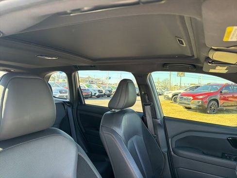 Used 2025 Subaru Forester Touring image 13