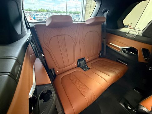 Certified 2024 BMW X7 M60i w/ Executive Package AWD/4WD image 35