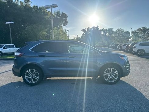 Used 2018 Ford Edge Titanium w/ Equipment Group 301A FWD image 8