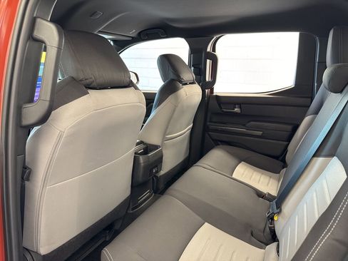 Certified 2025 Toyota Tacoma TRD Sport image 38