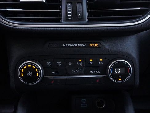 Used 2020 Ford Escape SE AWD/4WD image 49