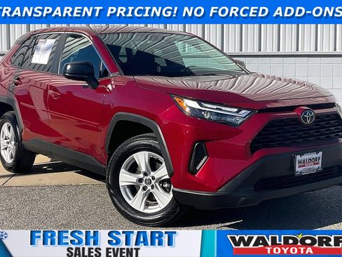 Used 2024 Toyota RAV4 LE image 1