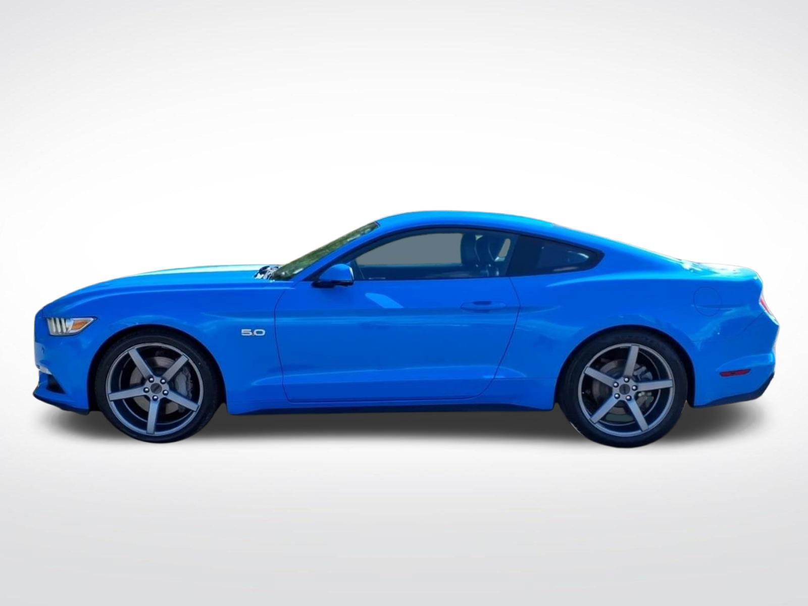 Used 2017 Ford Mustang GT Premium w/ Enhanced Security Package RWD image 2