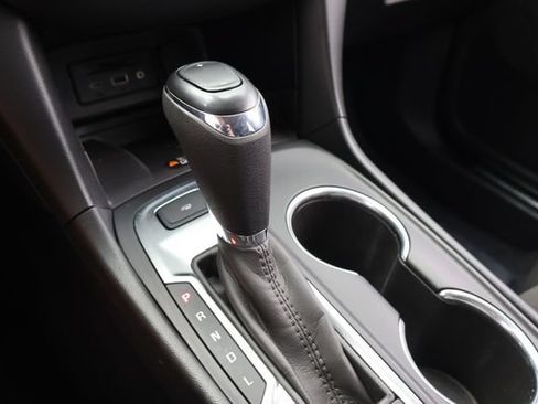 Used 2020 Chevrolet Equinox Premier w/ Premier Redline Edition FWD image 28